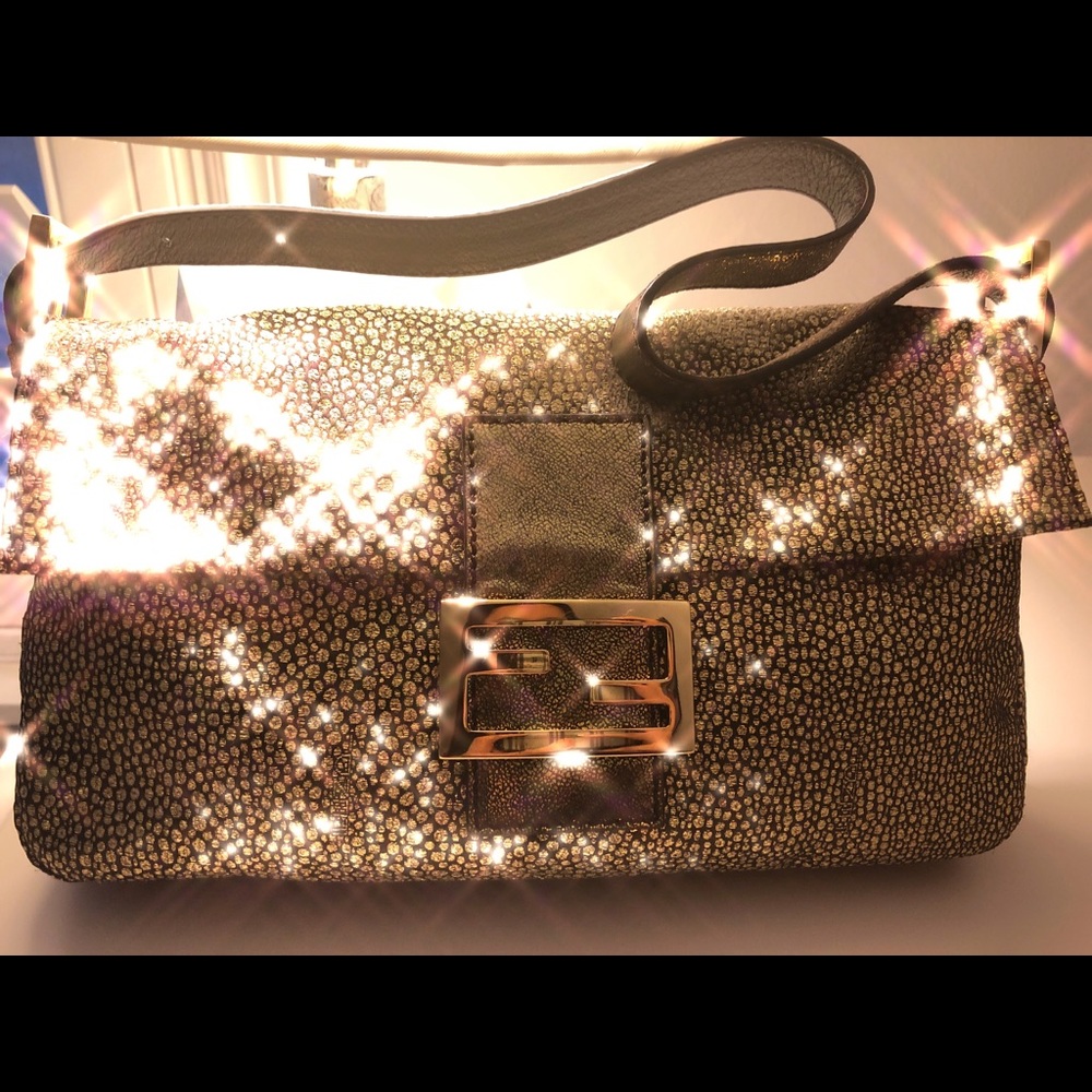 FENDI Baguette Bag